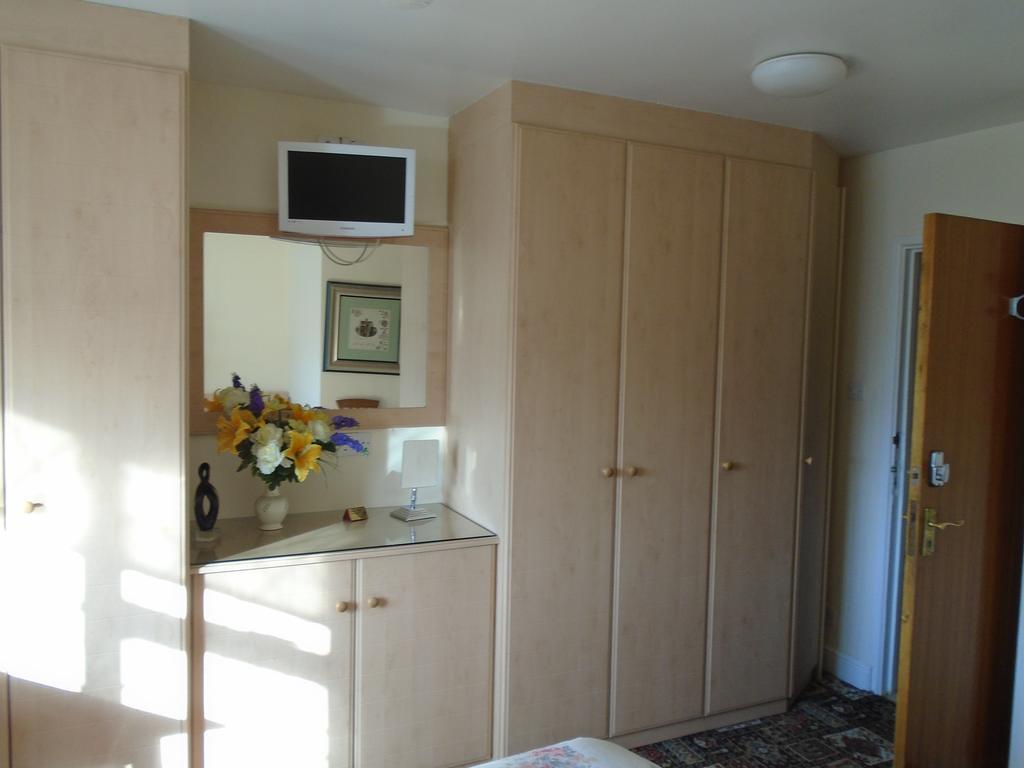 Edgware B&B Барнет Экстерьер фото