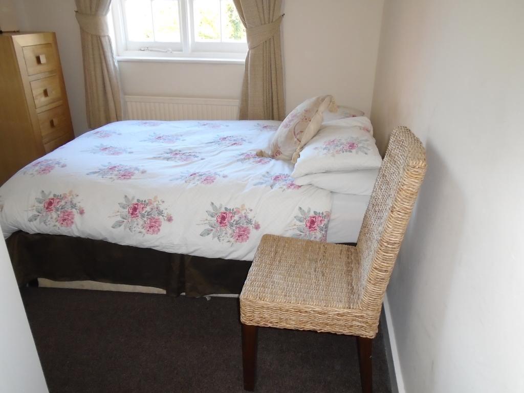 Edgware B&B Барнет Номер фото